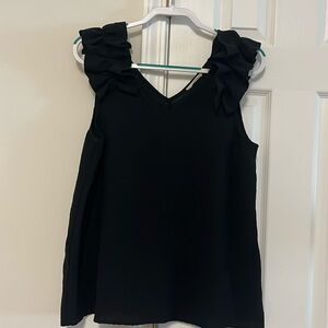 ABSOLUTELY DARLING SIZE L ENTRO BLACK SLEEVELESS TOP! WORK/ PLAY/ TRAVEL!🌺🐝